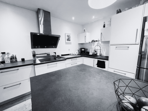 7bb986e0-312b-4e3f-bafb-faa18a1ddaaa